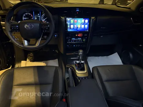 HILUX SW4 2.8 D-4d Turbo SRX Platinum 7L 4X4