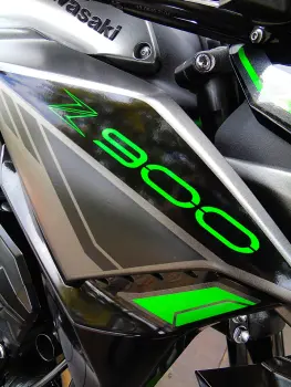 KAWASAKI Z900