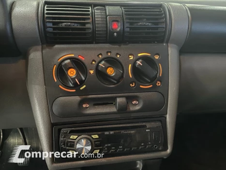 CLASSIC 1.0 MPFI LS 8V FLEX 4P MANUAL