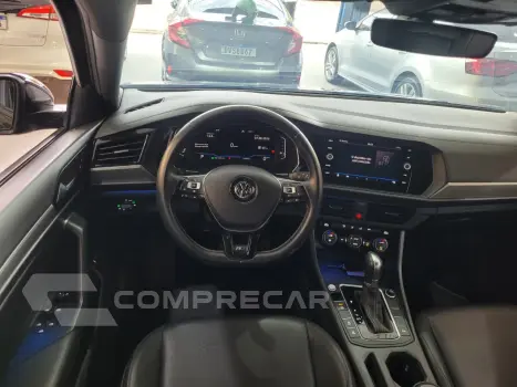 JETTA R-Line 250 TSI 1.4 Flex 16V Aut.