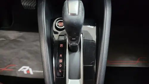 KICKS SL 1.6 16V FlexStar 5p Aut.