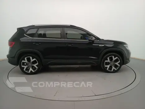 TAOS 1.4 250 TSI TOTAL FLEX HIGHLINE AUTOMÁTICO