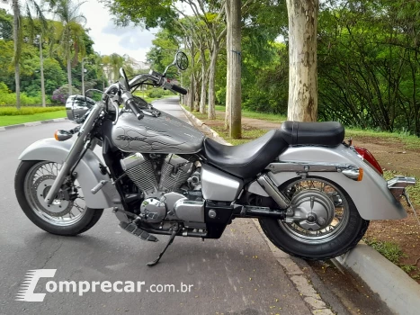 Shadow 750