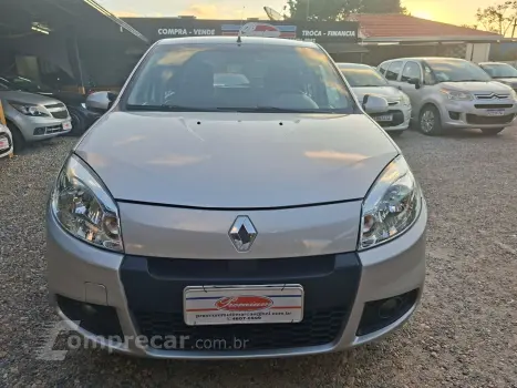 Sandero 1.6 EXPRESSION 8V FLEX 4P MANUAL