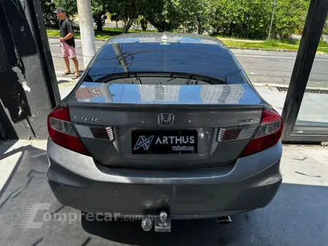 Civic Sedan EXS 1.8/1.8 Flex 16V Aut. 4p