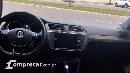 Tiguan Allspace 1.4 16V 4P TSI 250 FLEX TURBO COMFORTLINE AU
