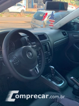 JETTA 2.0 TSI Highline