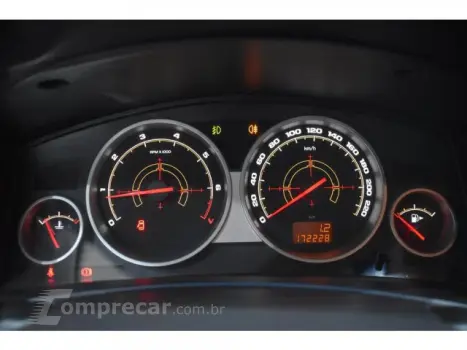 VECTRA SEDAN - 2.0 MPFI ELEGANCE 8V 4P MANUAL