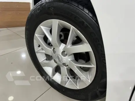 VERSA 1.6 16V FLEX SL 4P MANUAL