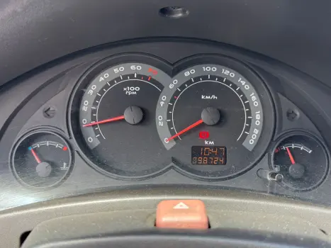 CELTA 1.0 MPFI Life 8V