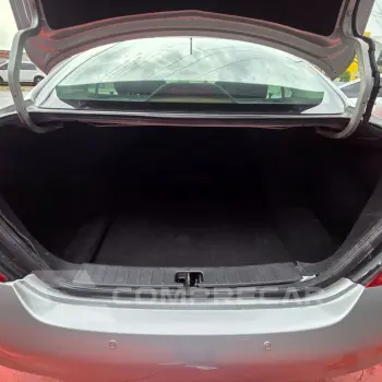VERSA SL 1.6 16V Flex Fuel 4p Mec.