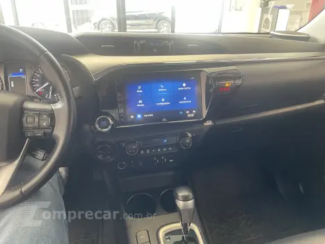 HILUX 2.8 D-4D TURBO CD SRX 4X4 AUTOMÁTICO