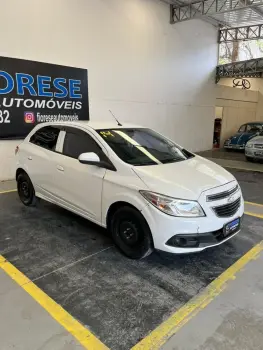 CHEVROLET ONIX 1.0 MPFI LT 8V
