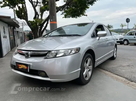 Honda CIVIC 1.8 LXS 16V 4 portas