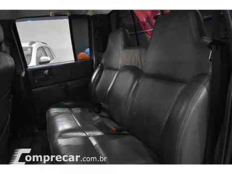 S10 - 2.4 MPFI EXECUTIVE 4X2 CD 8V 4P MANUAL