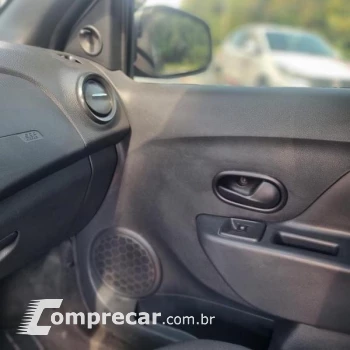 SANDERO LIFE10MT
