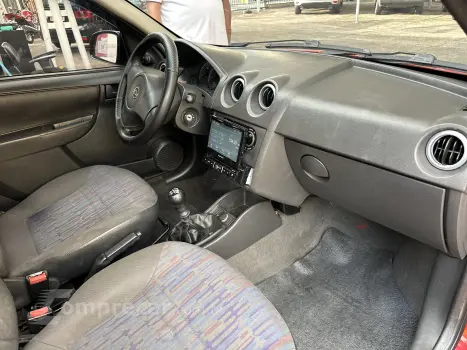 CELTA 1.0 MPFI Life 8V