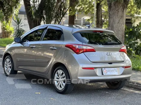 HB20 1.6 COMFORT PLUS 16V FLEX 4P AUTOMÁTICO