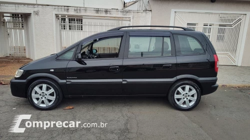 ZAFIRA 2.0 MPFI Elegance 8V