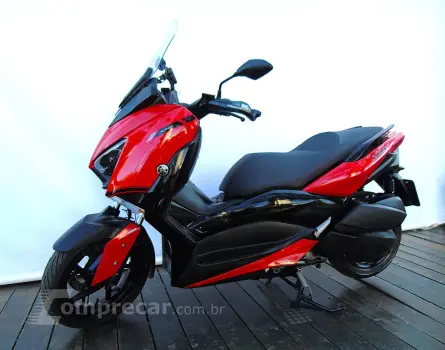 YAMAHA XMAX ABS