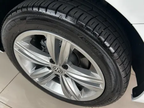 JETTA 250 TSI 1.4 flex 16v Aut.