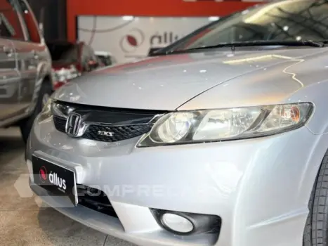 CIVIC - 1.8 EXS 16V 4P AUTOMÁTICO
