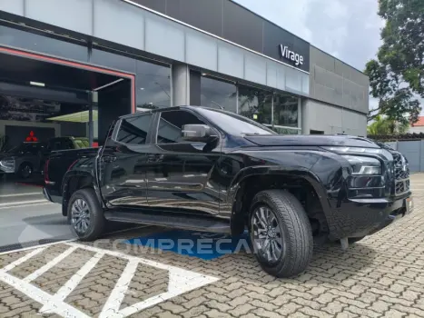 TRITON 2.4 Biturbo CD Hpe-s 4X4