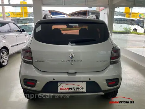 SANDERO 1.6 STEPWAY 8V FLEX 4P AUTOMATIZADO