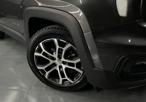 RENEGADE 1.3 T270 TURBO FLEX LONGITUDE AT6