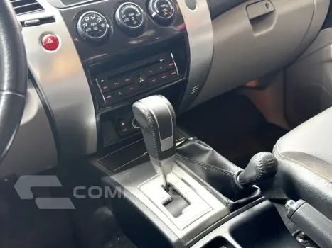 PAJERO 3.2 HPE 4X4 7 LUGARES 16V TURBO INTERCOOLER DIESEL 4P