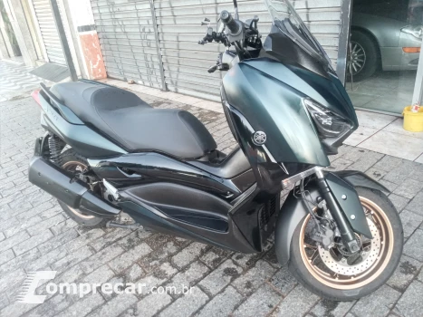 Xmax