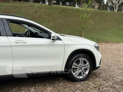 GLA 200 Style 1.6 TB 16V/Flex Aut.