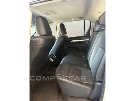 HILUX 2.8 D-4D TURBO DIESEL CD SRX 4X4 AUTOMÁTICO