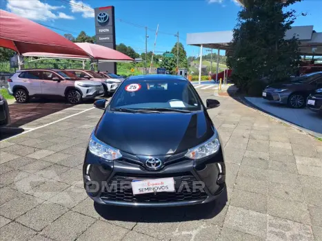 Toyota YARIS 1.5 16V FLEX XL MULTIDRIVE 4 portas