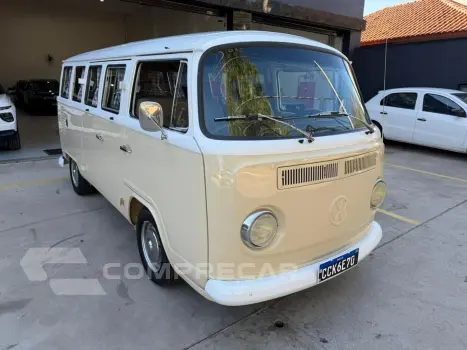 Kombi 1.6 Std 8V Gasolina 3P Manual