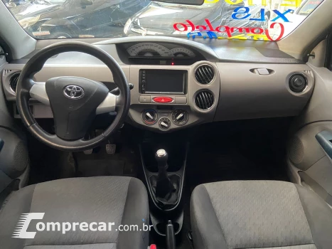 Toyota Etios XLS 1.5 4 portas