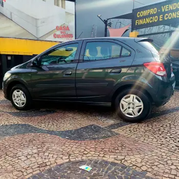 ONIX HATCH LT 1.0 8V FlexPower 5p Mec.