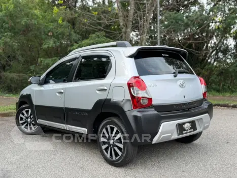 ETIOS 1.5 XS 16V FLEX 4P AUTOMÁTICO