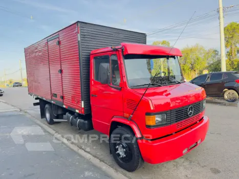 710 Modelo sem Versão