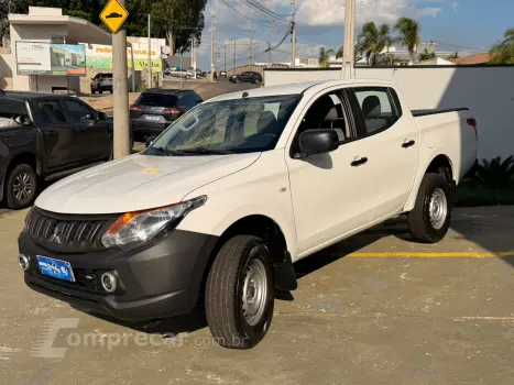 L200 TRITON 2.4 16V Turbo Sport GL CD 4X4