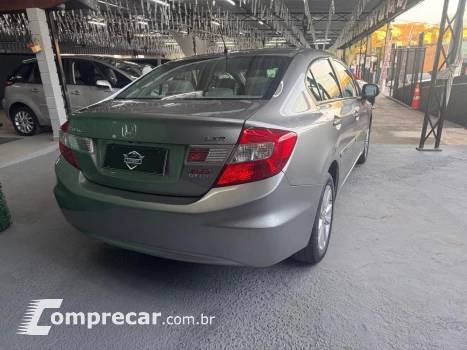 Civic Sedan LXR 2.0 Flexone 16V Aut. 4p