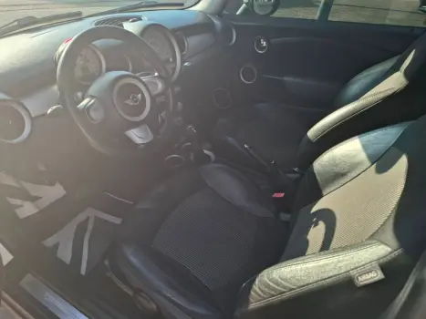 Cooper 1.6 16V Gasolina 2P Manual