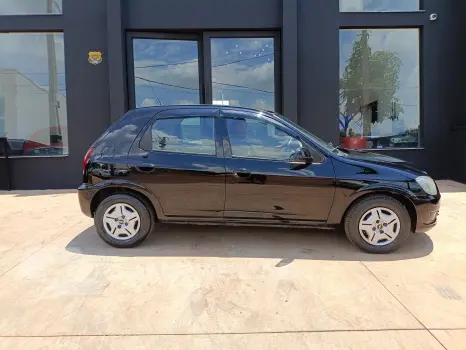 CELTA 1.0 MPFI LT 8V