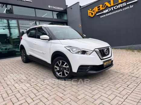 NISSAN KICKS S 1.6 16V Flex 5p Aut. 4 portas