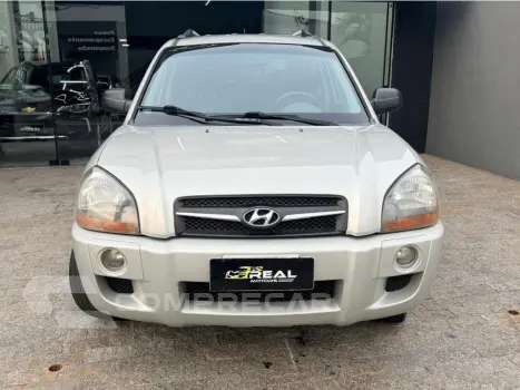 TUCSON 2.0 MPFI GL 16V 142CV 2WD GASOLINA 4P MANUAL