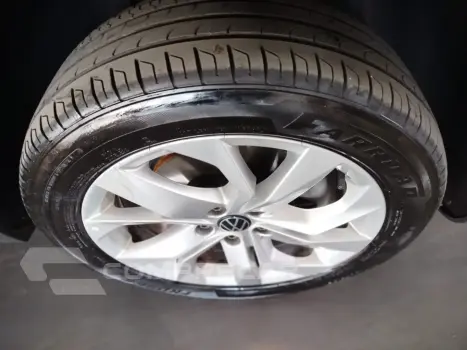 Taos 1.4 250 Tsi Total Flex Confortline Automático