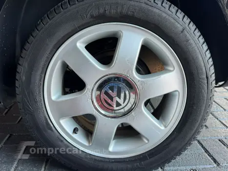 POLO SEDAN 1.6 MI 8V