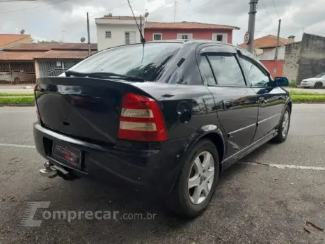 ASTRA SEDAN - 2.0 MPFI ADVANTAGE SEDAN 8V 4P AUTOMÁTICO