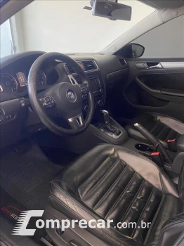 JETTA 2.0 TSI HIGHLINE 200CV GASOLINA 4P TIPTRONIC