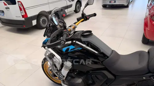 R 1300 GS TRIPLE BLACK